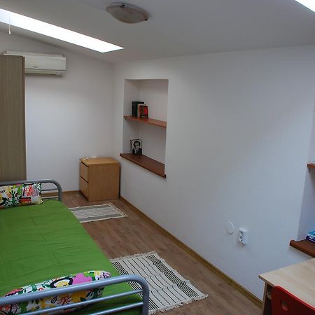 Vatra Accommodation ブカレスト エクステリア 写真