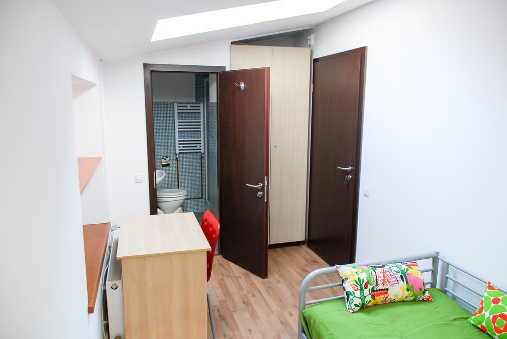 Vatra Accommodation ブカレスト エクステリア 写真