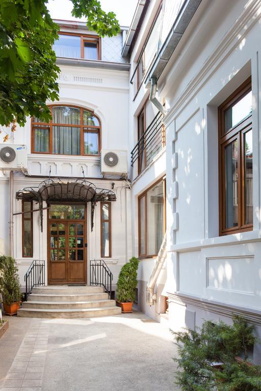 Vatra Accommodation ブカレスト エクステリア 写真