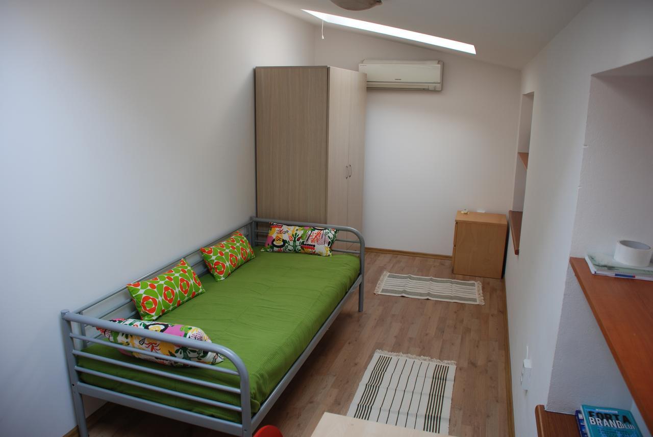 Vatra Accommodation ブカレスト エクステリア 写真