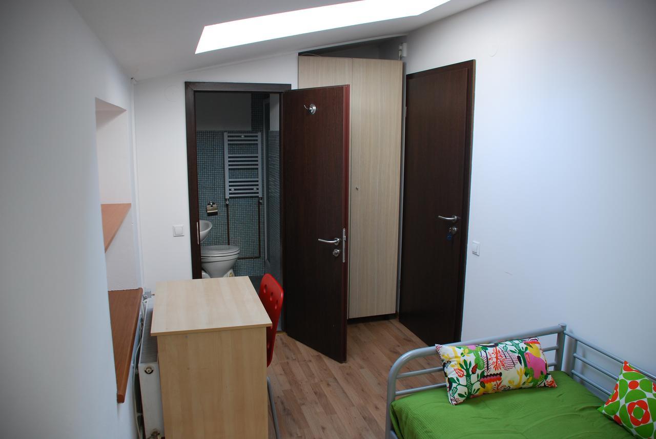 Vatra Accommodation ブカレスト エクステリア 写真