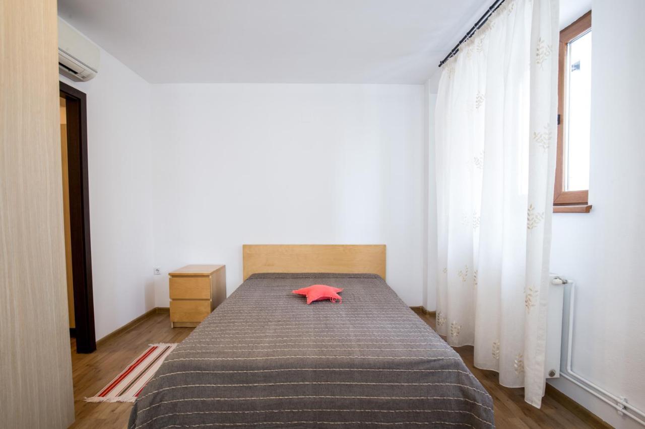 Vatra Accommodation ブカレスト エクステリア 写真