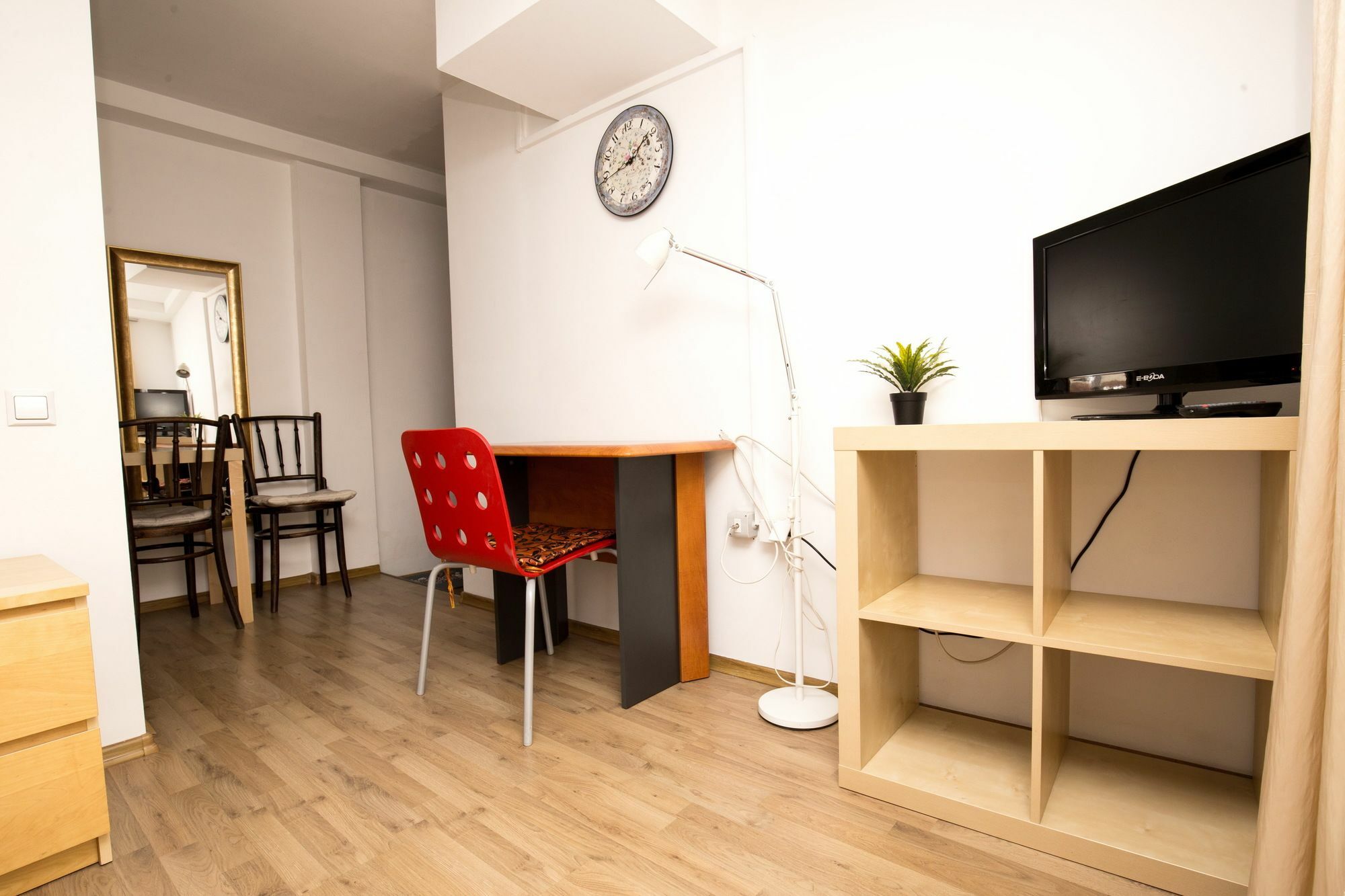 Vatra Accommodation ブカレスト エクステリア 写真